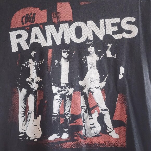 Ramones Shirt Youth Large Band Tee Punk Rock 2008 Graphic Music Vintage Style - Picture 2 of 10